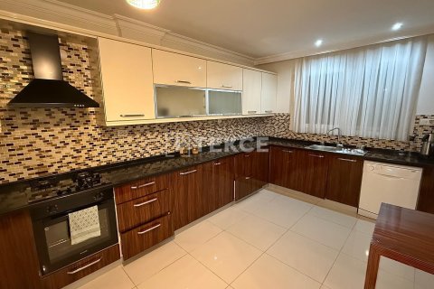 4+1 Villa  i Izmir, Tyrkiet Nr. 215395 - 27