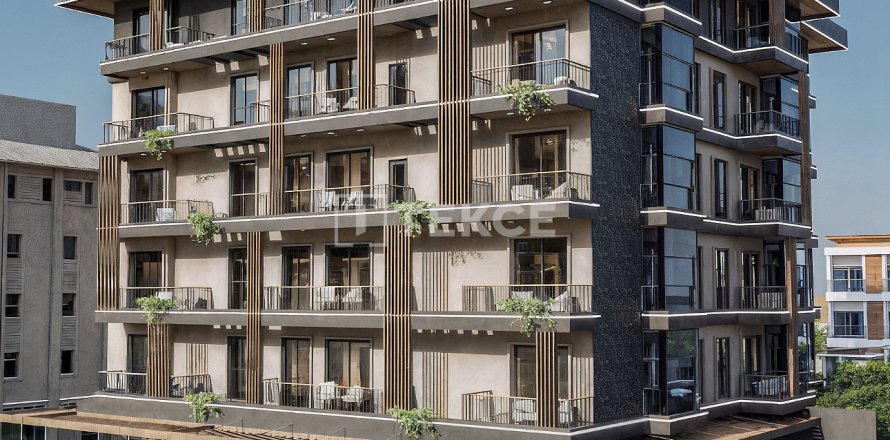 2+1 Takleilighet  i Alanya, Antalya, Tyrkia Nr. 215394