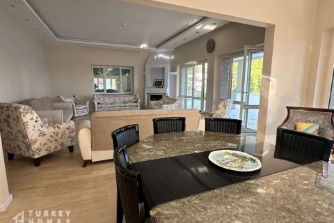 Villa 12+1 İstanbul, Türkiye №233229 - 12