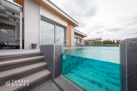 Villa 5+1 İstanbul, Türkiye №233924 - 3