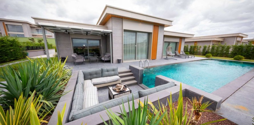 Villa 5+1 İstanbul, Türkiye №233924