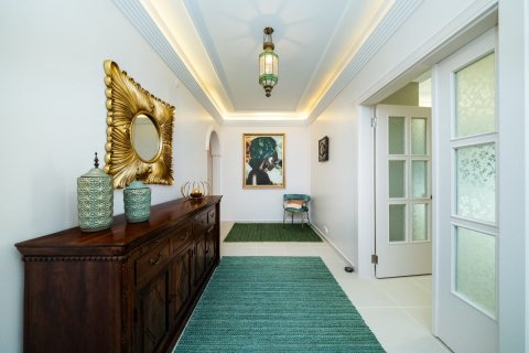 Аренда квартиры в Аланье, Анталье, Турция 3+1, 160м2, №216696 – фото 21