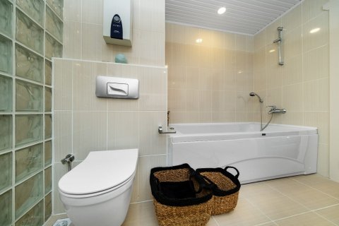 Аренда квартиры в Аланье, Анталье, Турция 3+1, 160м2, №216696 – фото 10