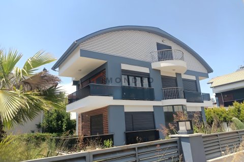 4+1 Villa in Antalya, Türkei Nr. 237560 - 2