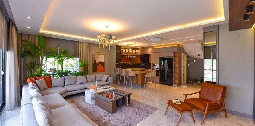 Villa  4+1  Alanya, Antalya, Türkiye №216451