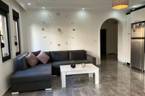 2+1 Lägenhet  i Oba, Antalya, Turkiet Nr. 223295 - 2