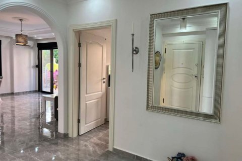 2+1 Lägenhet  i Oba, Antalya, Turkiet Nr. 223295 - 8