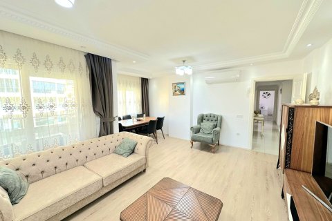 5+1 Wohnung  in Mahmutlar, Antalya, Türkei Nr. 220003 - 2