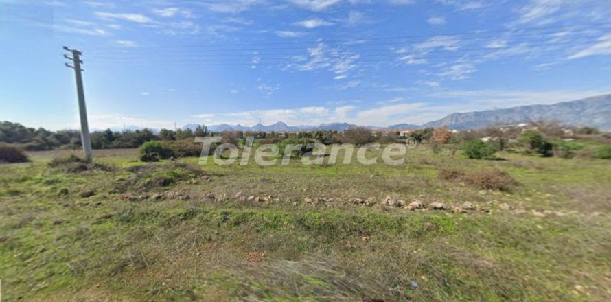 Land plot  in Antalya, Turkey No. 220000