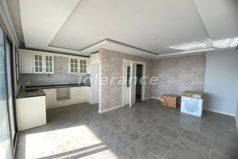 2+1 Wohnung  in Mersin, Türkei Nr. 220001 - 6