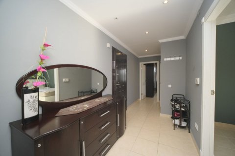 آپارتمان در  Mahmutlar ، ترکیه 2 خوابه ، 100 متر مربع.  شماره 218621 - 17