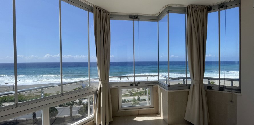 2+1 Lejlighed  i Mahmutlar, Antalya, Tyrkiet Nr. 218618