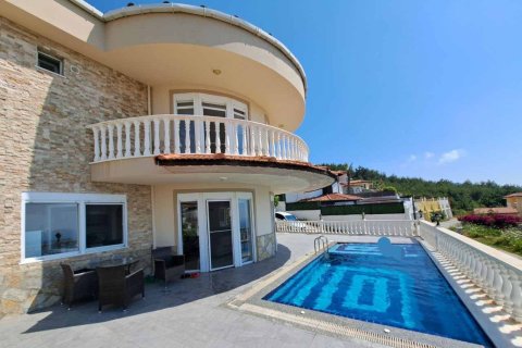 3+1 Villa  i Alanya, Antalya, Turkiet Nr. 217335