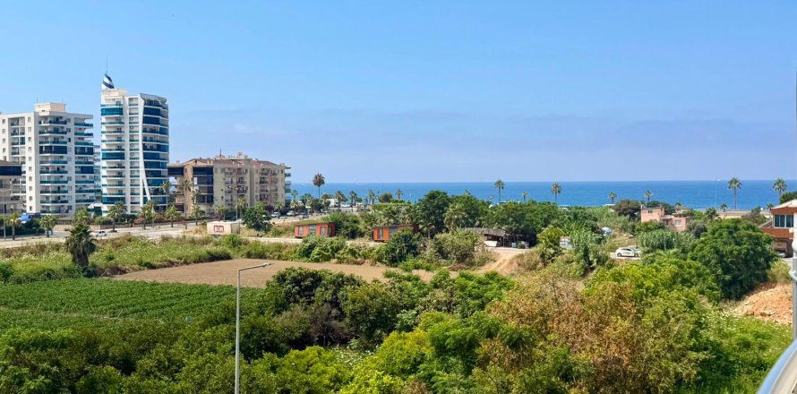 1+1 Apartment  in Alanya, Antalya, Turkey No. 228861
