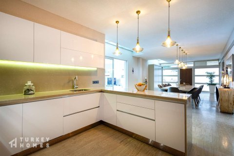 4+1 Wohnung in Gumusluk, Mugla, Türkei Nr. 232955 - 5