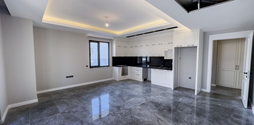 3+1 Apartment  in Mahmutlar, Antalya, Turkey No. 219115