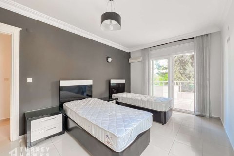 Apartment for sale  in Alanya, Antalya, Turkey, 3 bedrooms, 150m2, No. 233101 – photo 19