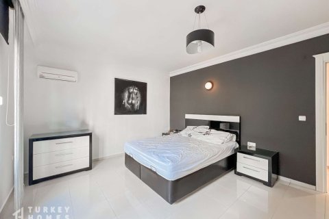 Apartment for sale  in Alanya, Antalya, Turkey, 3 bedrooms, 150m2, No. 233101 – photo 16