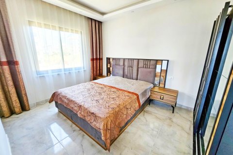 Аренда квартиры  в Аланье, Анталье, Турция 1+1, 55м2, №216468 – фото 2