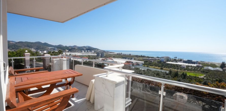 3+1 Leilighet  i Alanya, Antalya, Tyrkia Nr. 221773
