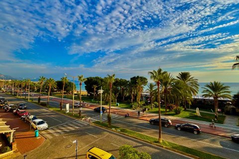 3+1 Leilighet  i Alanya, Antalya, Tyrkia Nr. 221770