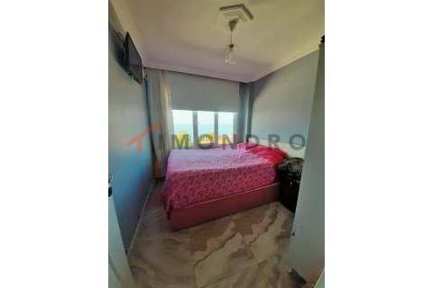 Продажа квартиры в Бююкчекмедже, Стамбуле, Турция 2+1, 80м2, №215097 – фото 9