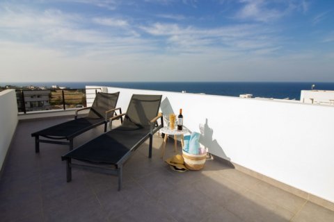 Продажа квартиры  в Гирне, Северный Кипр 2+1, 75м2, №211829 – фото 17