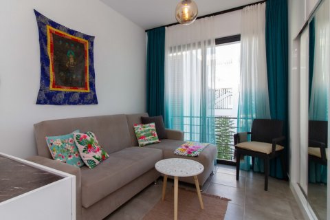 Продажа квартиры  в Гирне, Северный Кипр 2+1, 75м2, №211829 – фото 8