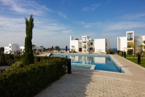 Продажа квартиры  в Гирне, Северный Кипр 2+1, 75м2, №211829 – фото 2