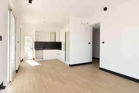 آپارتمان در  Girne ، ترکیه 2 خوابه ، 120 متر مربع.  شماره 211827 - 3