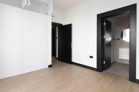 آپارتمان در  Girne ، ترکیه 2 خوابه ، 120 متر مربع.  شماره 211827 - 6