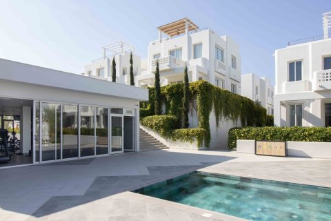 آپارتمان در  Girne ، ترکیه 2 خوابه ، 120 متر مربع.  شماره 211827 - 9