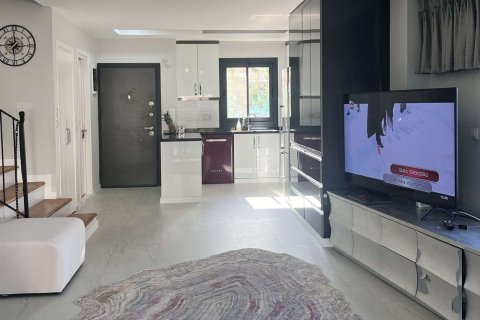 3+1 Villa in Cesme, Izmir, Türkei Nr. 232682 - 4