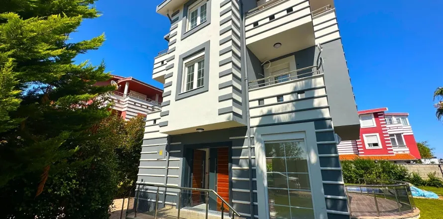 Квартира  4+1 в Дёшемеалты, Анталья, Турция №223776