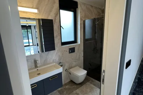 آپارتمان در  Aegean Region ، ترکیه 4 خوابه ، 605 متر مربع.  شماره 223774 - 7