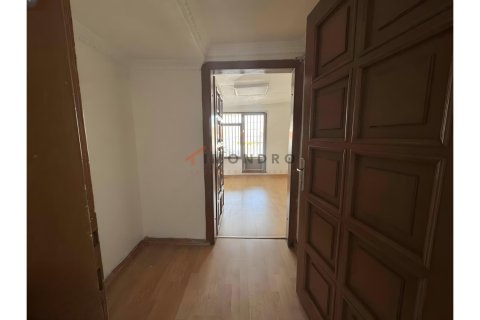 آپارتمان در Fatih،  Istanbul ، ترکیه 3 خوابه ، 110 متر مربع.  شماره 226467 - 9