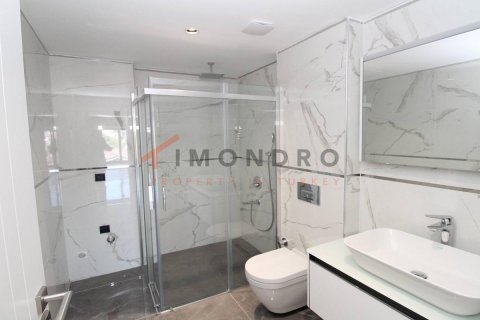 Apartment for sale in Üsküdar, Istanbul, Turkey, 3 bedrooms, 204m2, No. 215713 – photo 27