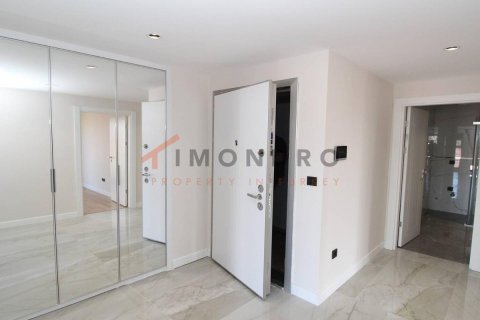 Apartment for sale in Üsküdar, Istanbul, Turkey, 3 bedrooms, 204m2, No. 215713 – photo 28