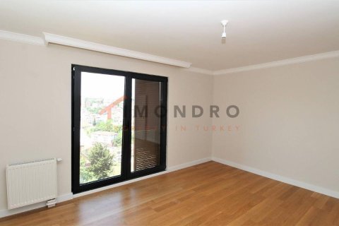 Apartment for sale in Üsküdar, Istanbul, Turkey, 4 bedrooms, 270m2, No. 215714 – photo 23