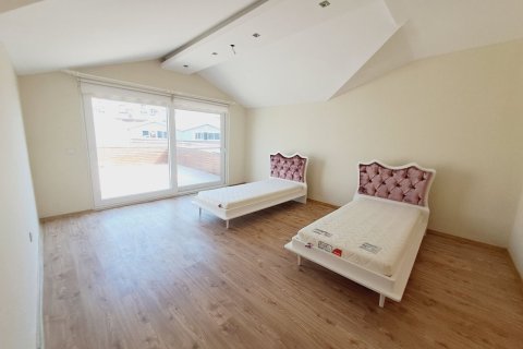 Продажа квартиры  в Оба, Анталье, Турция 4+1, 250м2, №218813 – фото 8