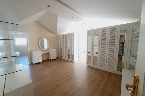 Продажа квартиры  в Оба, Анталье, Турция 4+1, 250м2, №218813 – фото 11