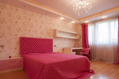4+1 Villa  i Bueyuekcekmece, istanbul, Turkiet Nr. 228995 - 3