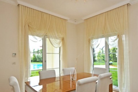 5+1 Villa  i Bueyuekcekmece, istanbul, Turkiet Nr. 228997 - 12