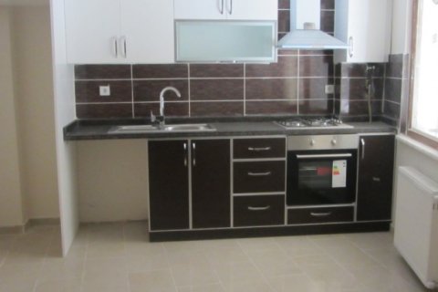 2+1 Lägenhet  i Bayrampasa, Istanbul, istanbul, Turkiet Nr. 228999 - 6