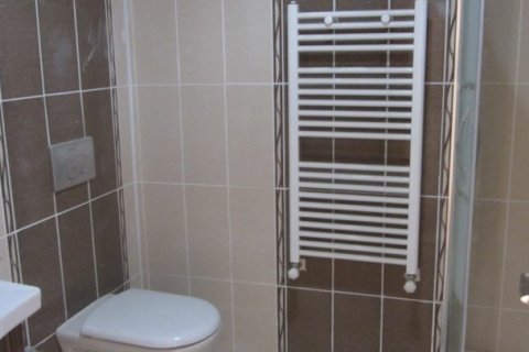 2+1 Lägenhet  i Bayrampasa, Istanbul, istanbul, Turkiet Nr. 228998 - 4