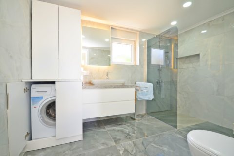 3+1 Villa  in Alanya, Antalya, Türkei Nr. 216456 - 2