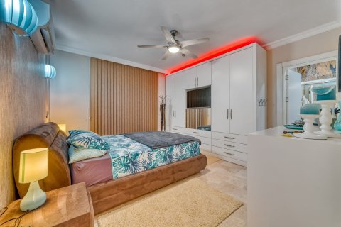 3+1 Villa  in Alanya, Antalya, Türkei Nr. 216454 - 4