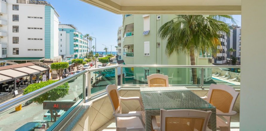 2+1 Apartment in Oba, Antalya, Turkey No. 237789