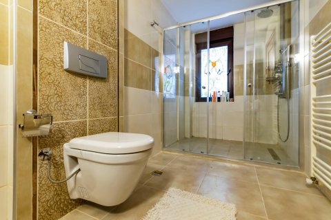 Villa for sale  in Antalya, Turkey, 5 bedrooms, 280m2, No. 221358 – photo 12