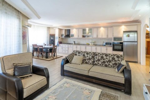 Wohnung  in Tosmur, Alanya, Antalya, Türkei Nr. 213298 - 1